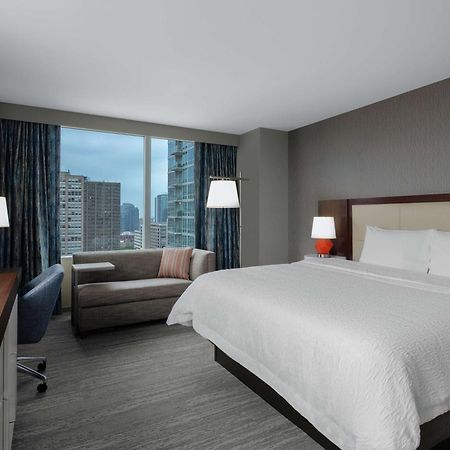 Hampton Inn Chicago Mccormick Place מראה חיצוני תמונה
