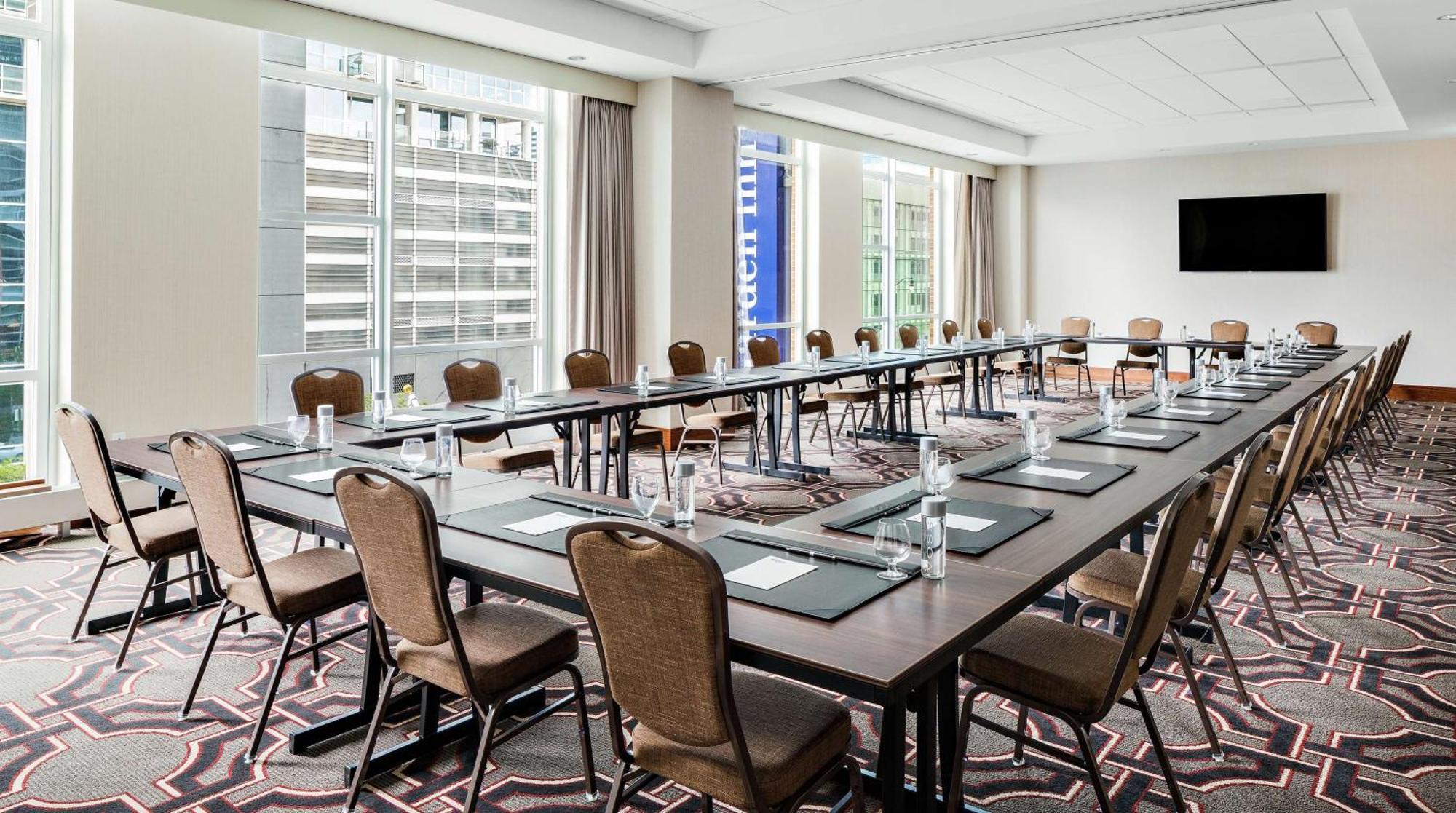 Hampton Inn Chicago Mccormick Place מראה חיצוני תמונה