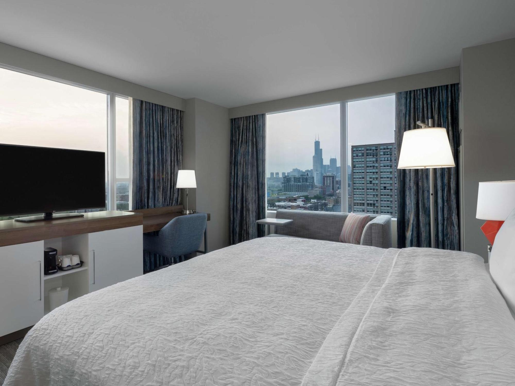 Hampton Inn Chicago Mccormick Place מראה חיצוני תמונה