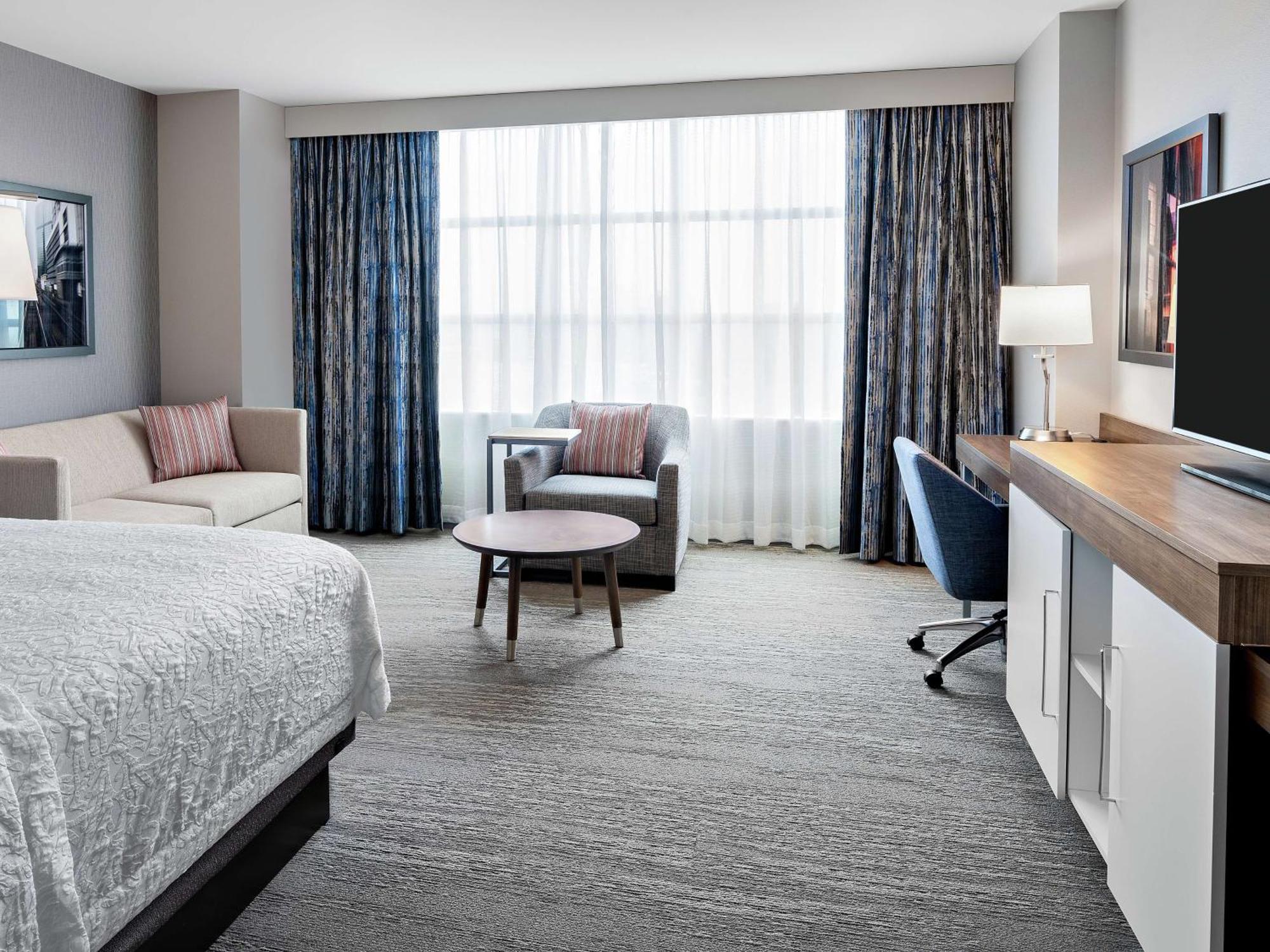 Hampton Inn Chicago Mccormick Place מראה חיצוני תמונה