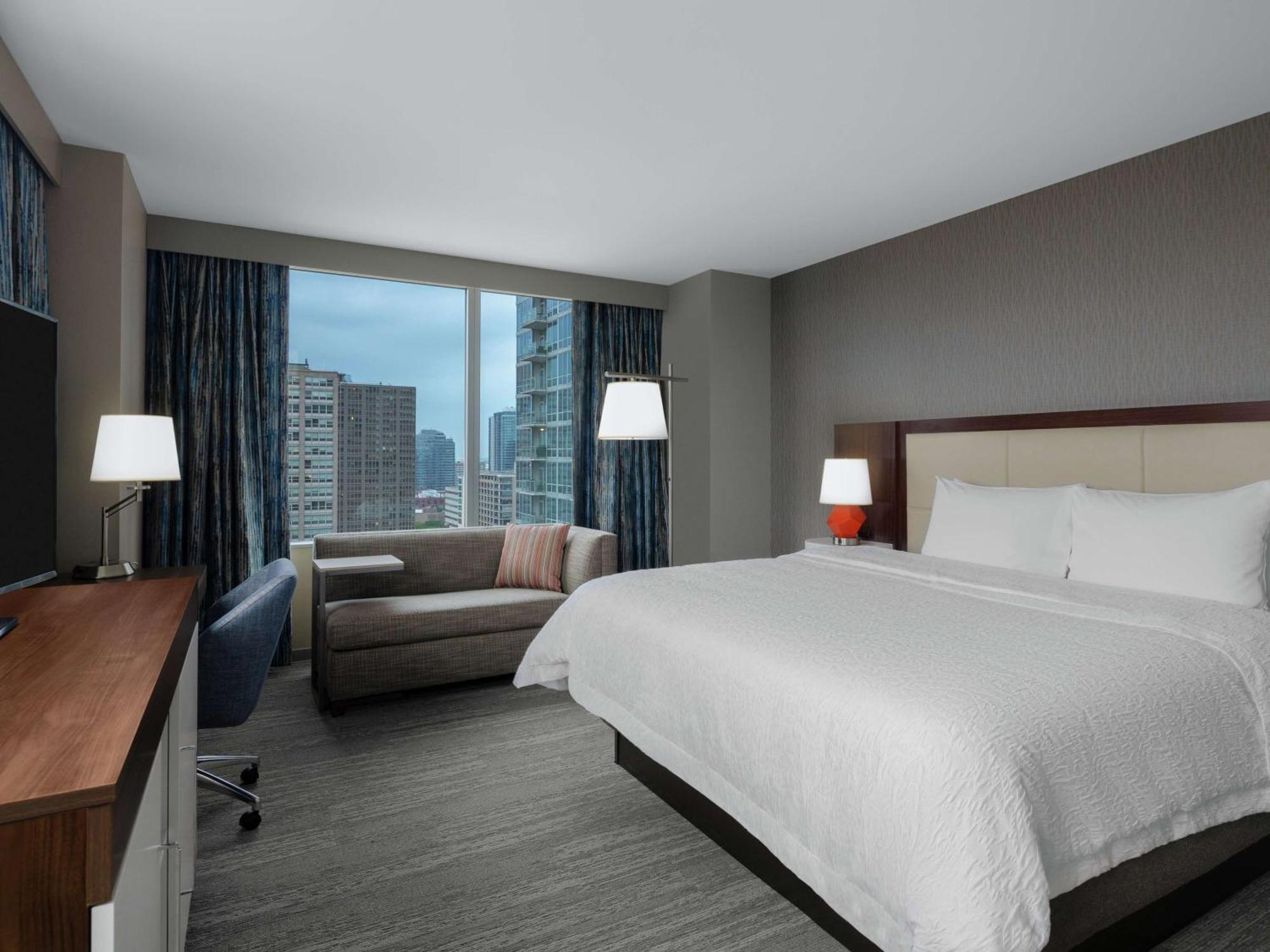 Hampton Inn Chicago Mccormick Place מראה חיצוני תמונה